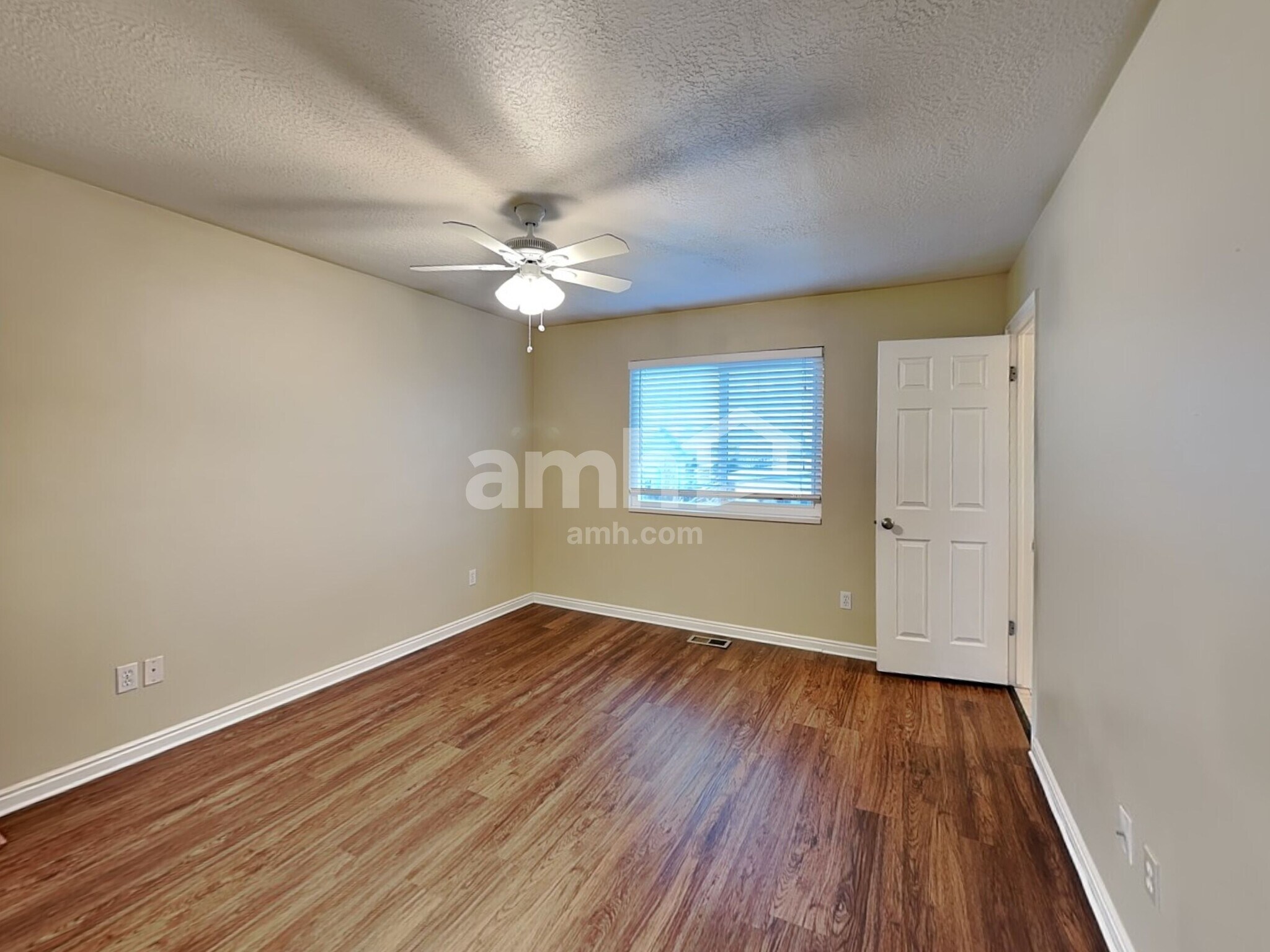 Building Photo - 120 S 1660 W