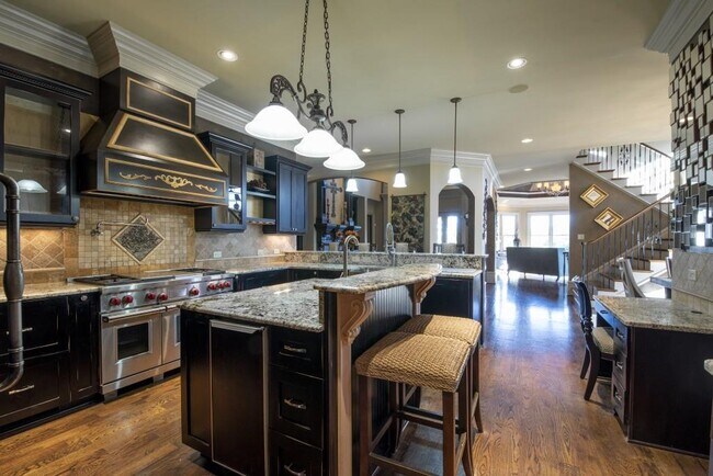 Building Photo - 2170 Heathermoor Hill Dr NE