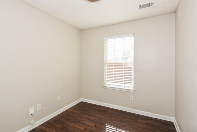 Building Photo - 381 Clearsprings Dr