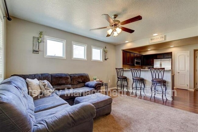 Building Photo - 4603 NE Milligan Ln