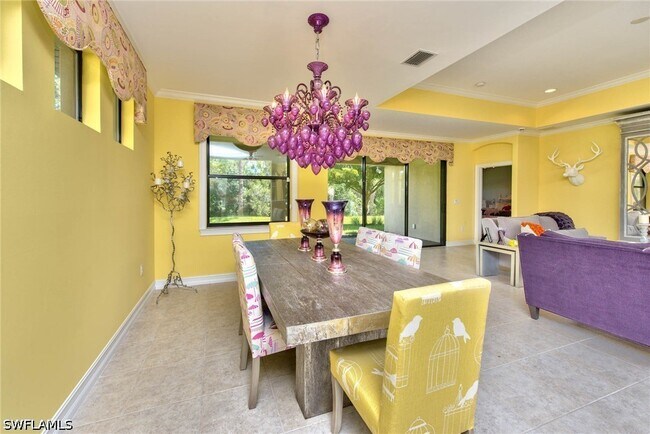 Building Photo - 7815 Bucks Run Dr