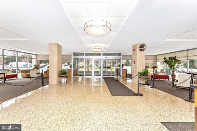 Building Photo - 10500 Rockville Pike