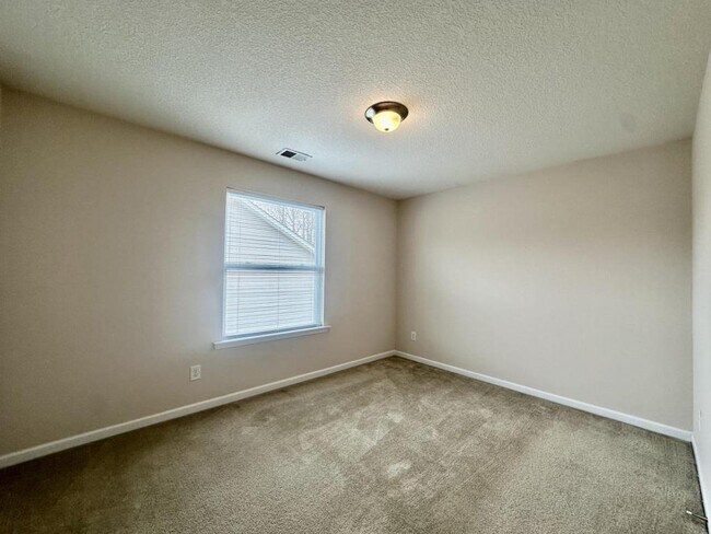 Building Photo - 4531 Hubbard Falls Dr