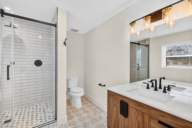 Building Photo - 3400 1/2 Tennyson Street - 1