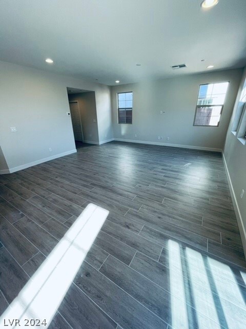 Building Photo - 72 Verde Rosa Dr