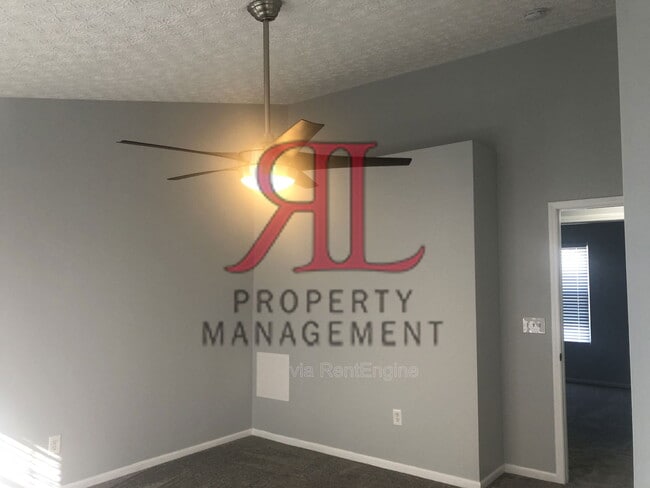 Building Photo - 5524 Glendalough St