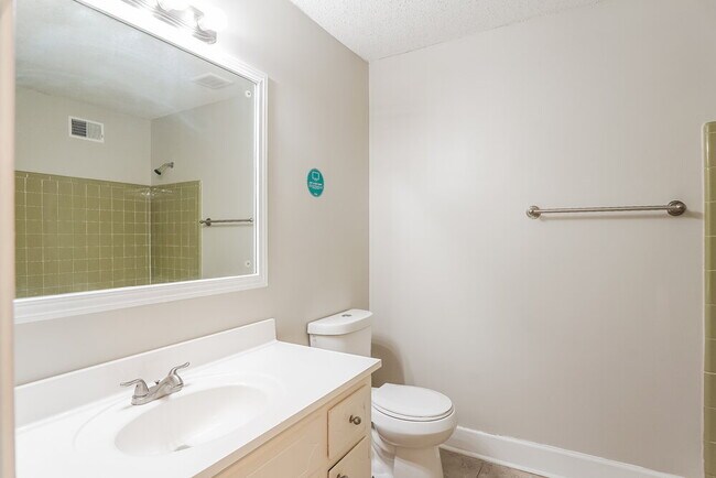 Building Photo - 1724 Sonia Dr