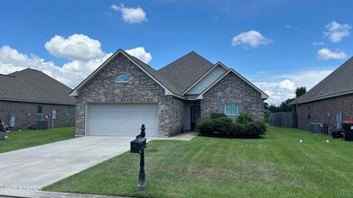 Building Photo - 132 Timber Edge Dr