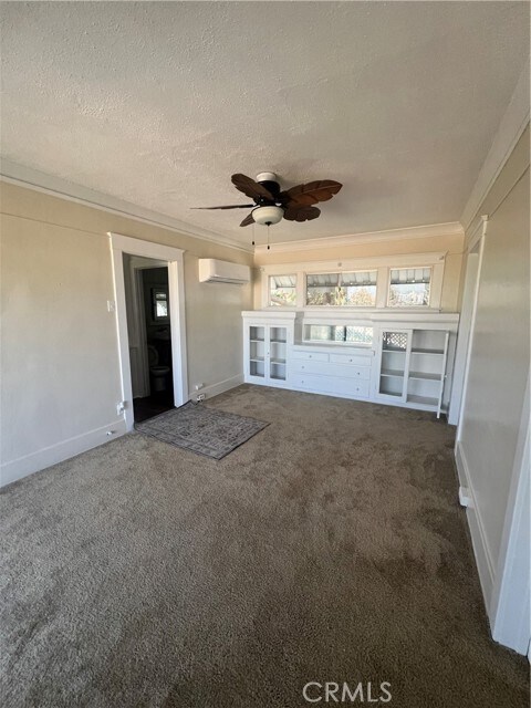 Building Photo - 425 S Cabrillo Ave