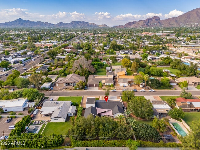 Building Photo - 4421 E Earll Dr