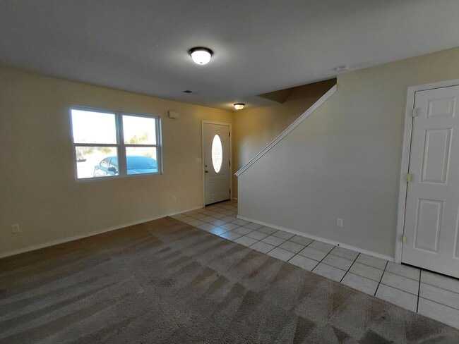 Building Photo - 24444 Sounder Ln