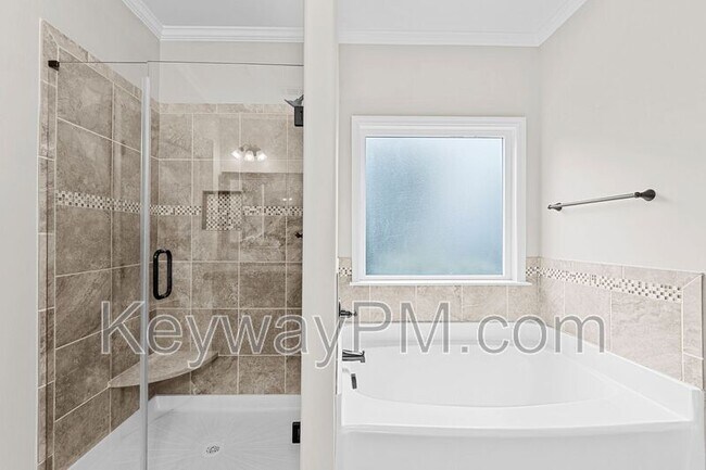 Building Photo - 716 Herrington Dr