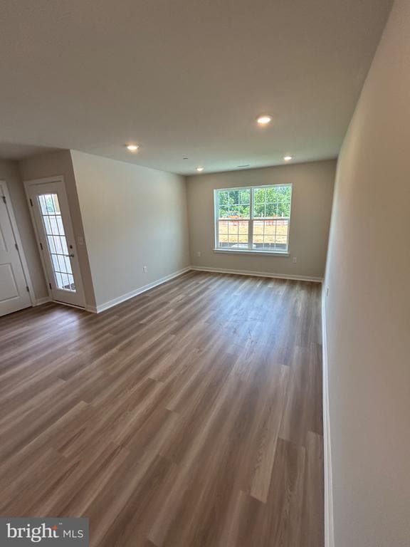 Building Photo - 28 Barnes Wy