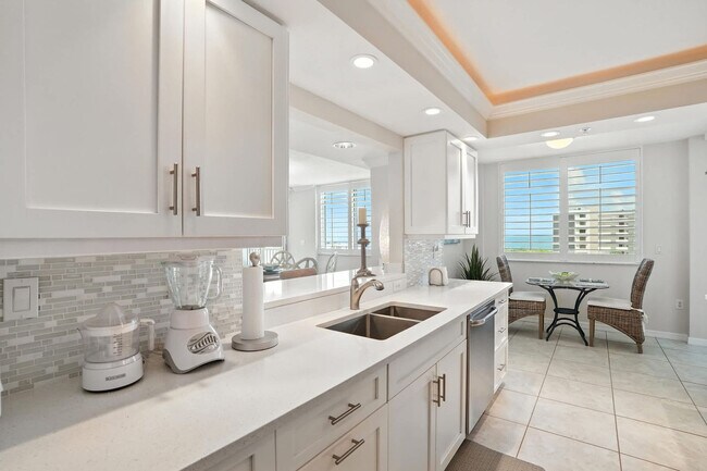 Building Photo - 25 Bluebill Ave