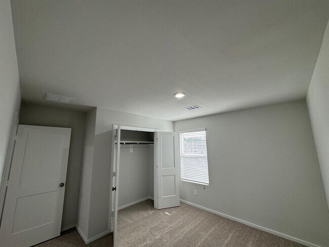 Building Photo - 7858 Alset Dr