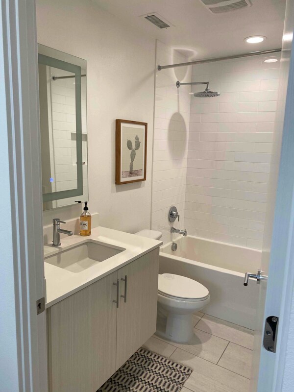 Building Photo - 4829 Craner Ave