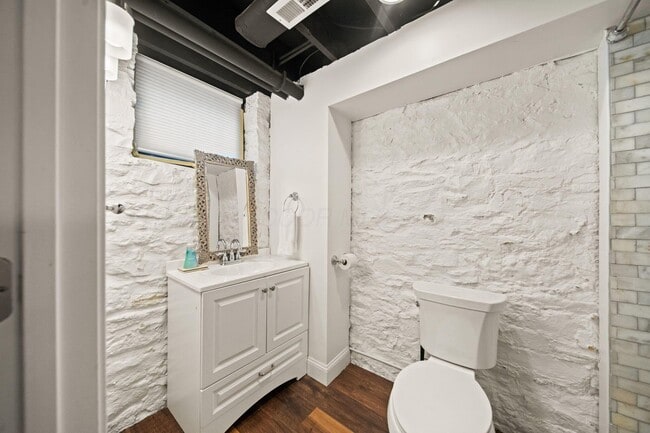 Building Photo - 503 S 3rd St