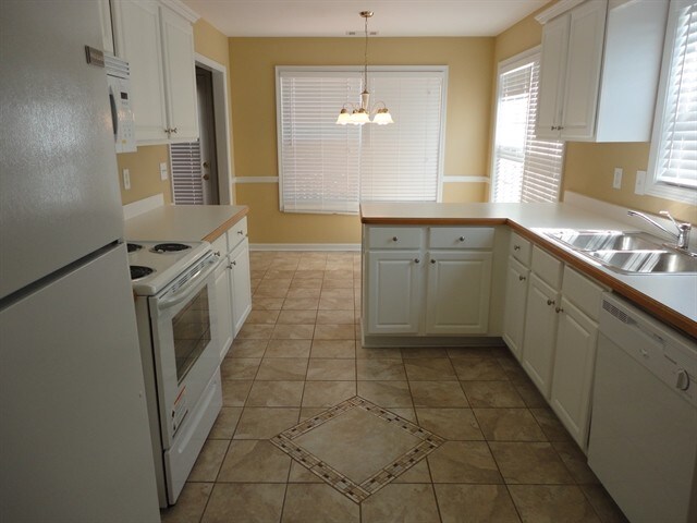 Building Photo - 1172 Cumberland Creek Way SW