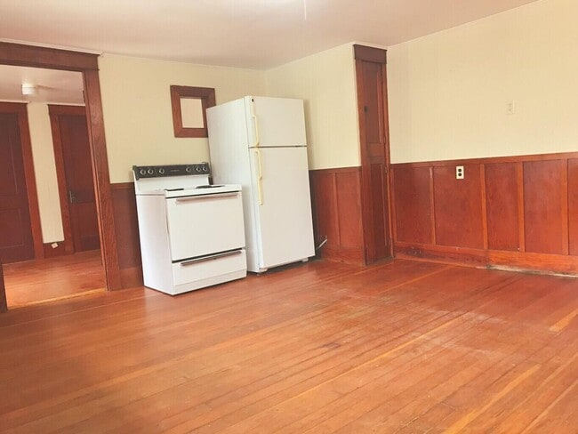 Building Photo - Baribeau, MF