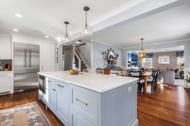 Building Photo - 15 Overlook Pl