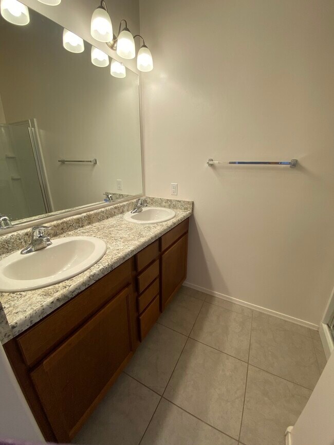 Building Photo - 8990 W Cloudwood Dr