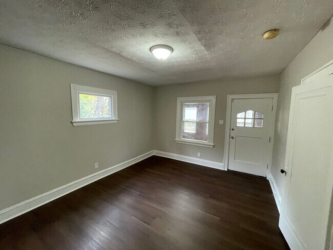 Building Photo - SECTION 8 and EDEN ACCEPTED!! Spacious Newly Renovated 3- Bedroom Home!!
