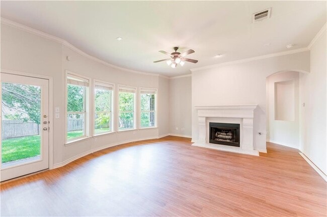 Building Photo - 2007 Tattler Dr