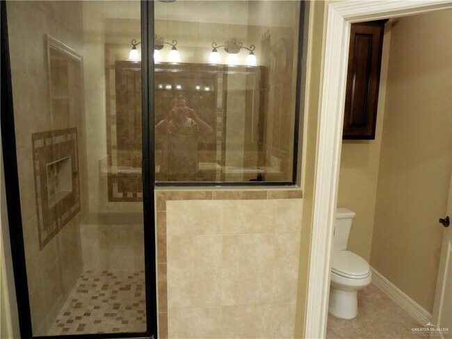 Building Photo - 35 N 23rd St