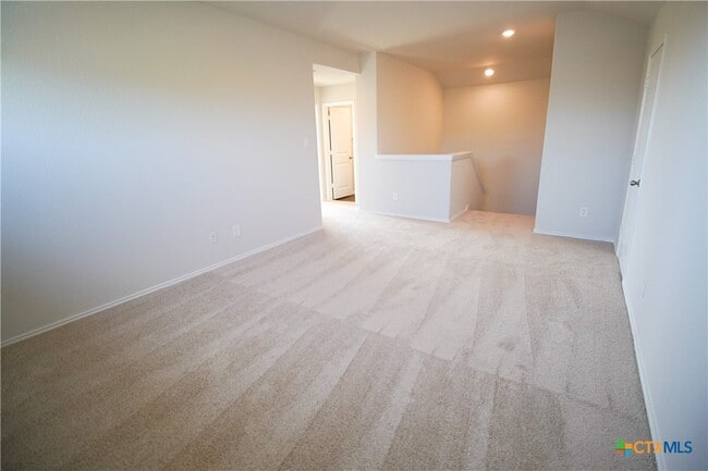 Building Photo - 472 Desert Willow