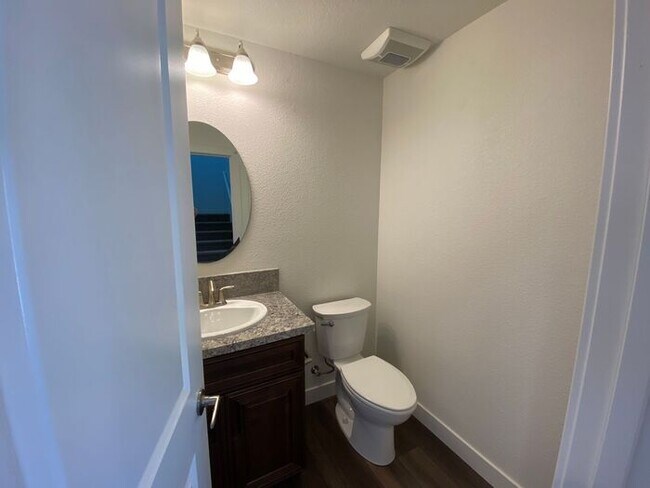 Building Photo - Built 2023 NW Reno 3 Bedroom House - Downs...