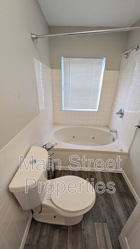 Building Photo - 3500 W Cervantes St