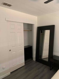 Building Photo - 1382 Riverside Ct