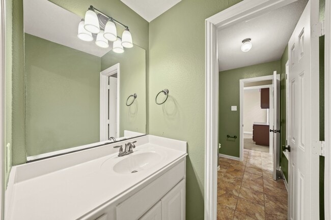 Building Photo - 25503 Madison Falls Ln