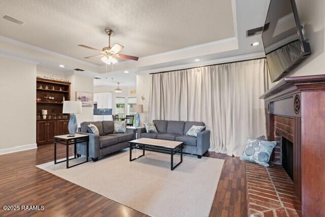 Building Photo - 210 Revere Dr