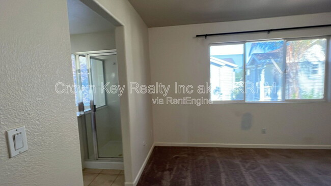 Building Photo - 4092 Memoir Ave