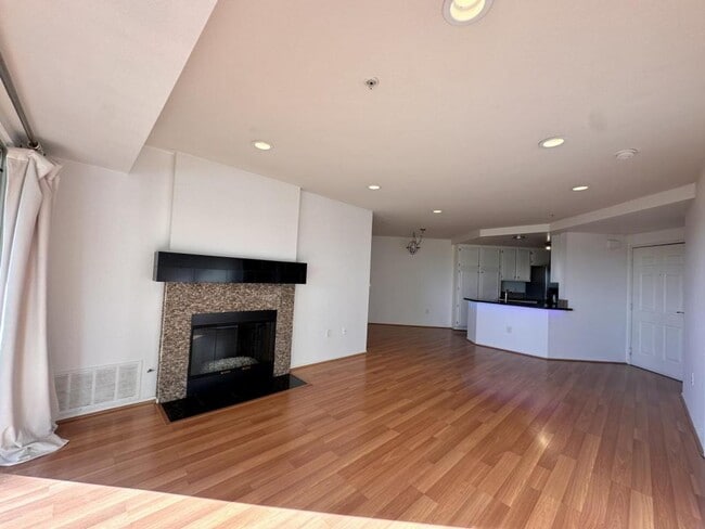 Building Photo - 11385 Affinity Ct