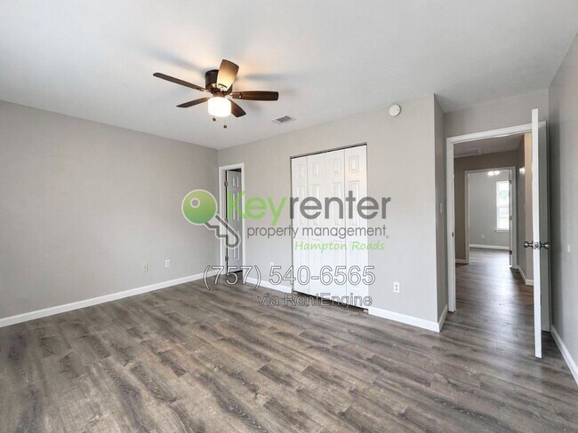 Building Photo - 810 Huntly Dr