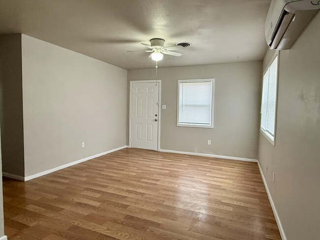 Building Photo - 505 E 37th St