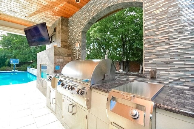 Building Photo - 11402 Noblewood Crest Ln