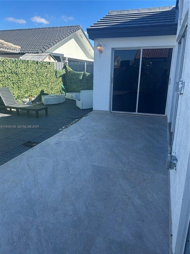 Building Photo - 15963 SW 82nd St