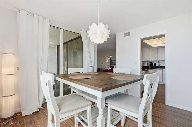 Building Photo - 10475 Gulf Shore Dr