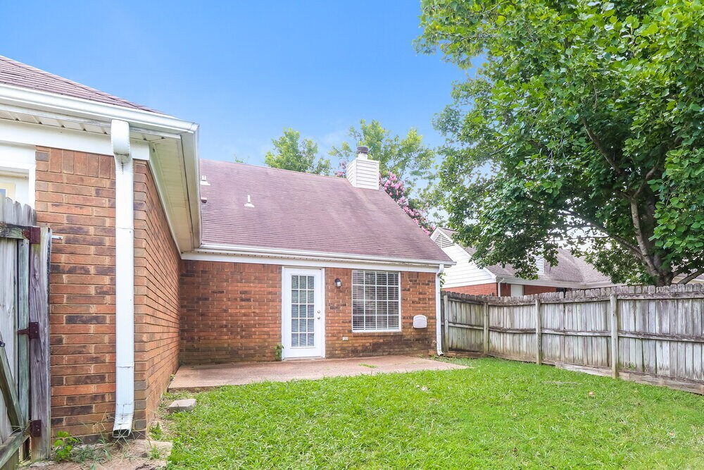Building Photo - 8450 Kimberly Rose Dr