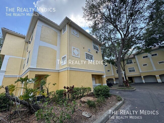 Building Photo - 1967 Legacy Cove Dr
