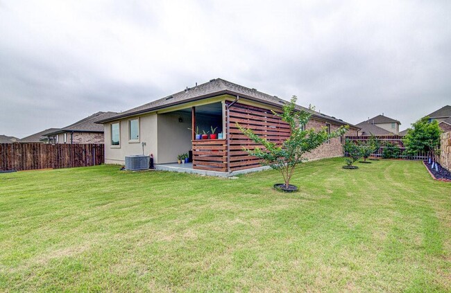 Building Photo - 16800 Marcello Dr