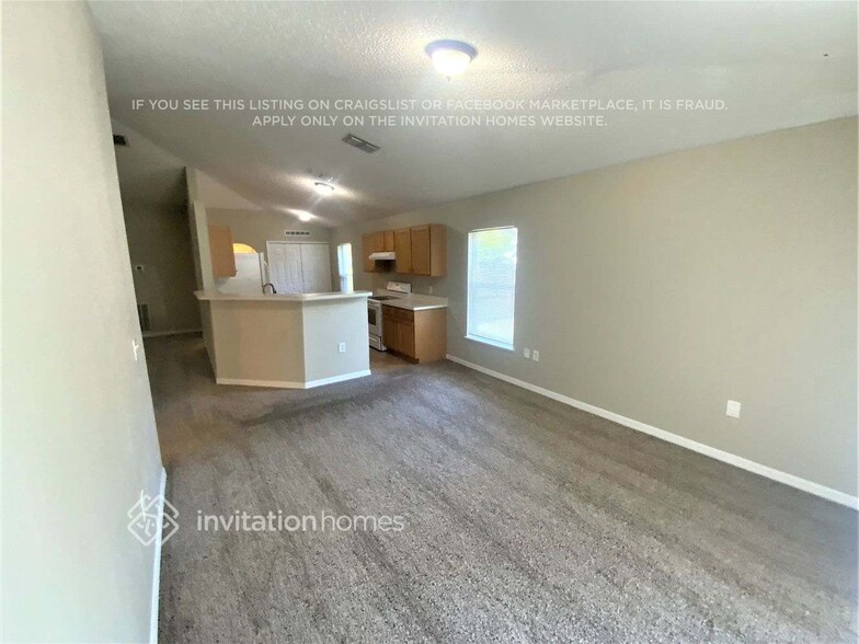 Building Photo - 1786 Hearth Street