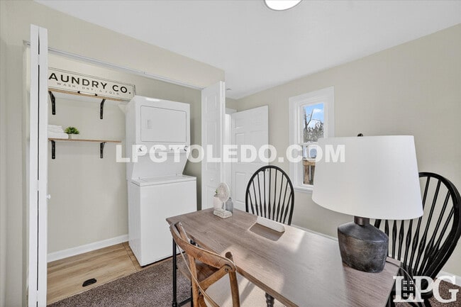 Building Photo - 5831 Gany Mede Dr