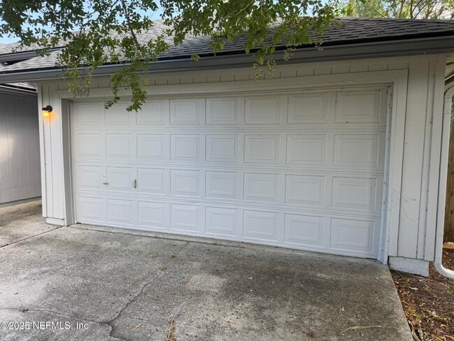 Building Photo - 84042 St James Ct