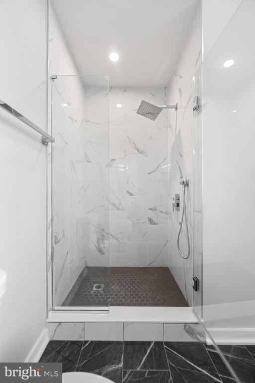 Building Photo - 36 N Narberth Ave