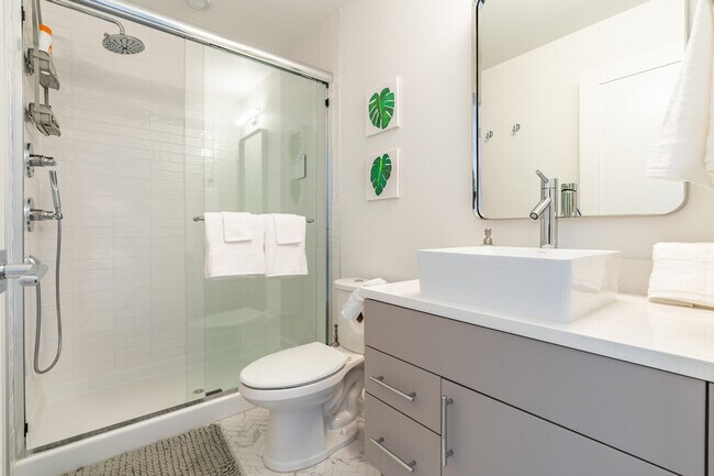 Building Photo - 5109C Phinney Ave N