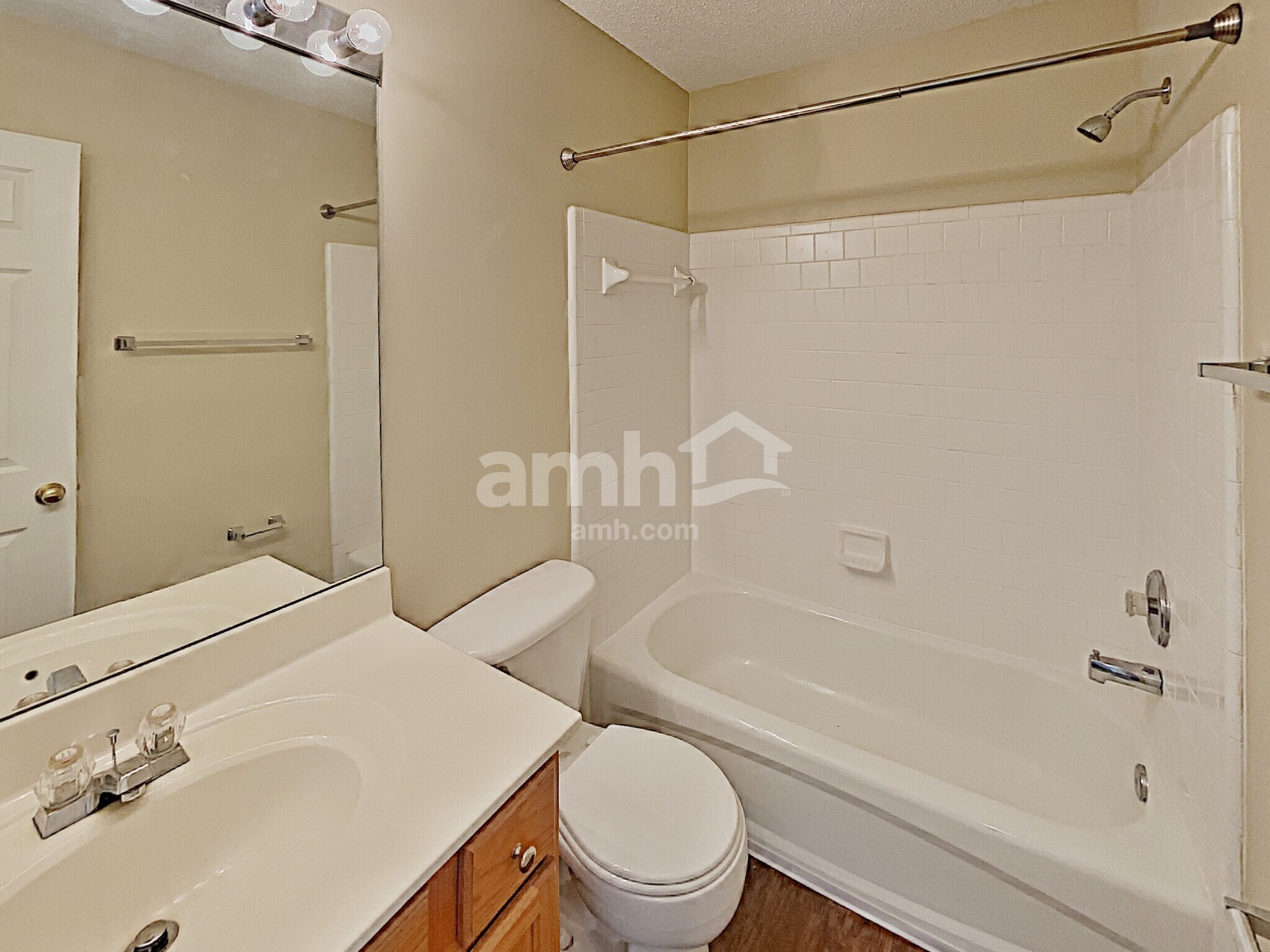 Building Photo - 401 Citronelle Dr